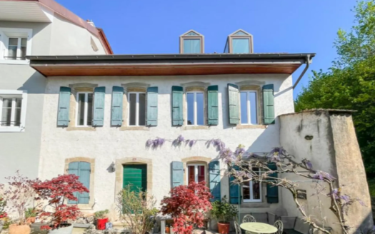 Building for sale Aubonne